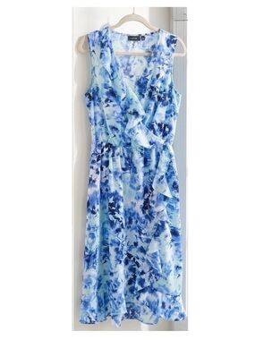 Apt. 9 size large Blue & Light Blue Watercolor Ruffle Wrap Dress